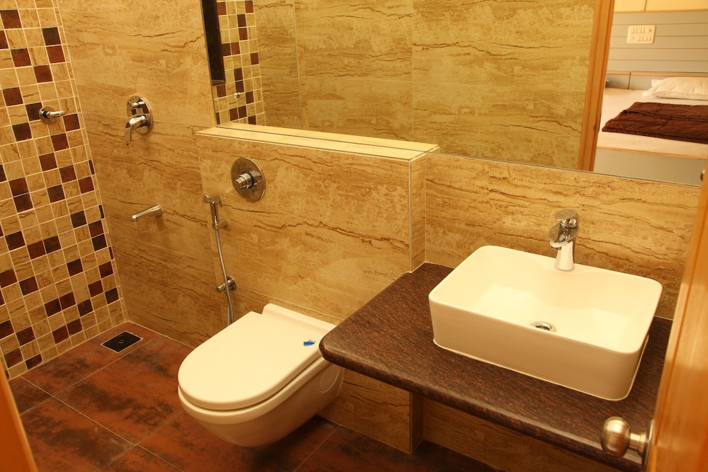 Deluxe Triple Room photo 3