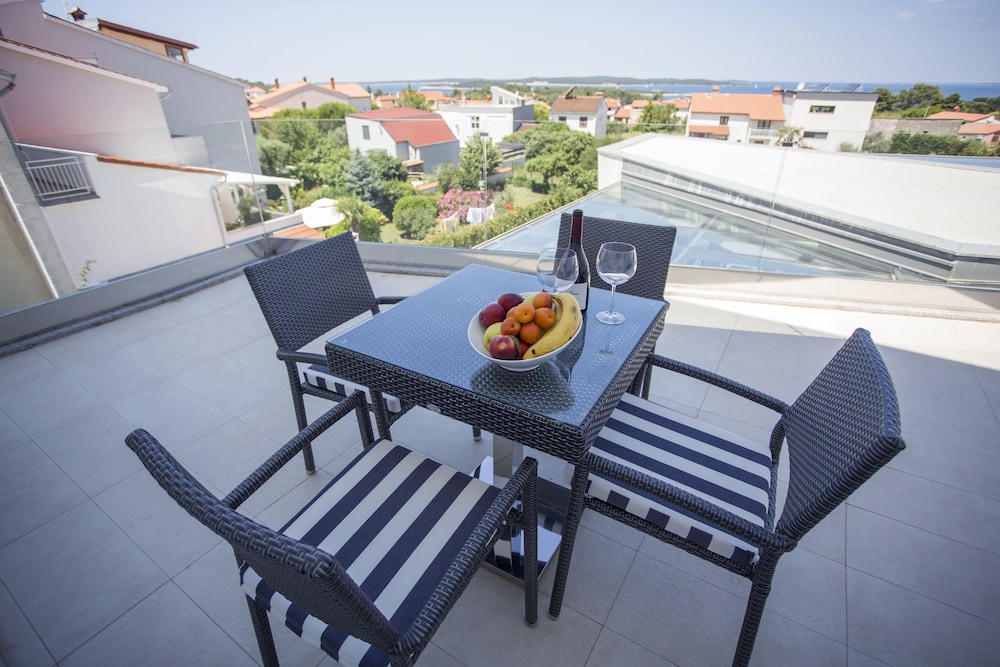 Apartment 7, Balcony, Sea view photo 3