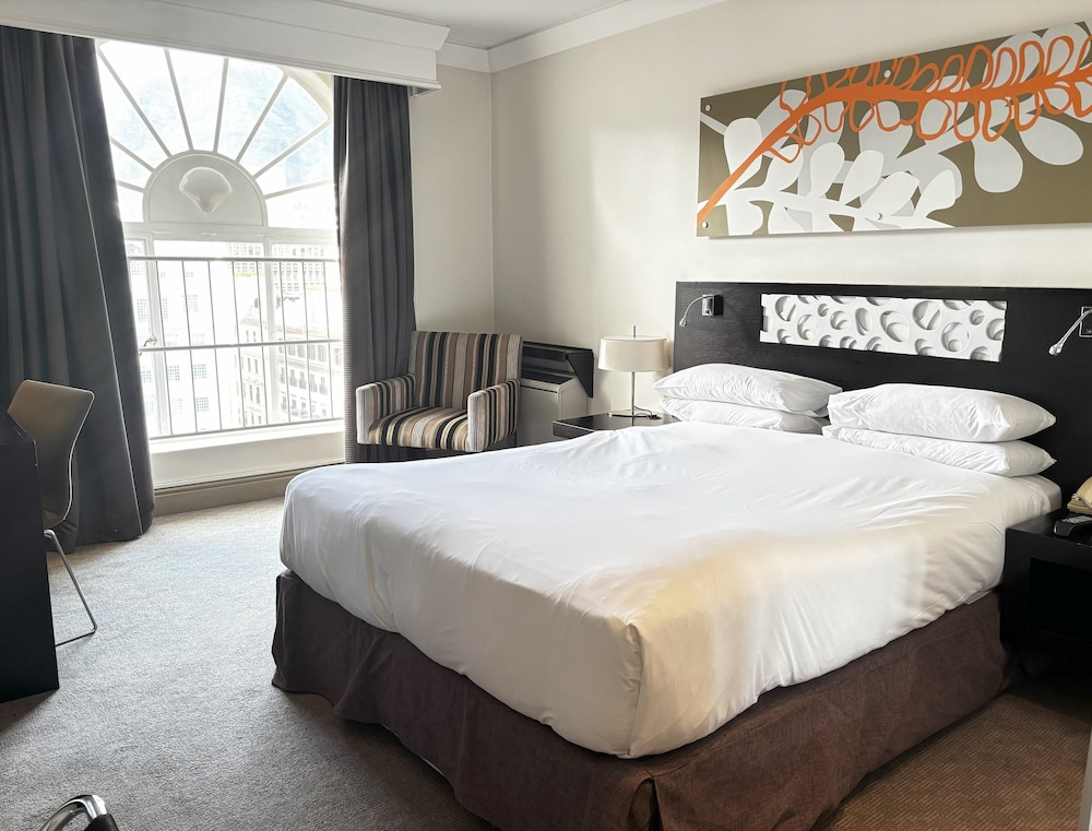 Standard Room (Queen) - Photo 4