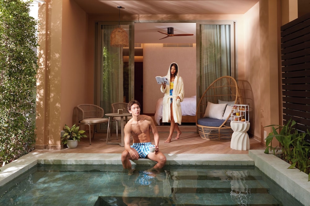 Comfy with Pool - Photo 8