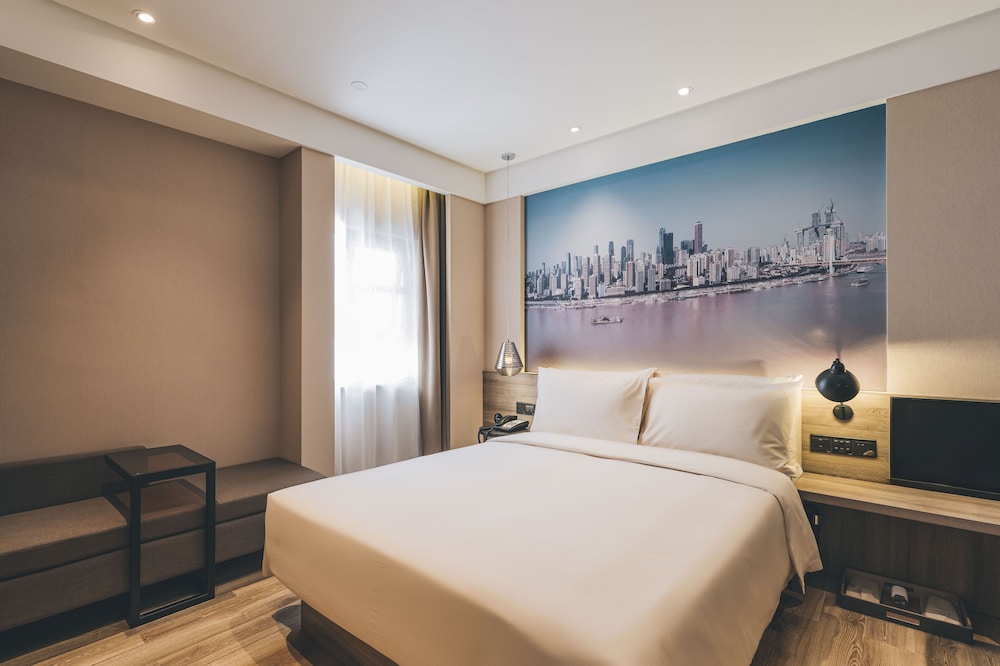 Standard Room, City View