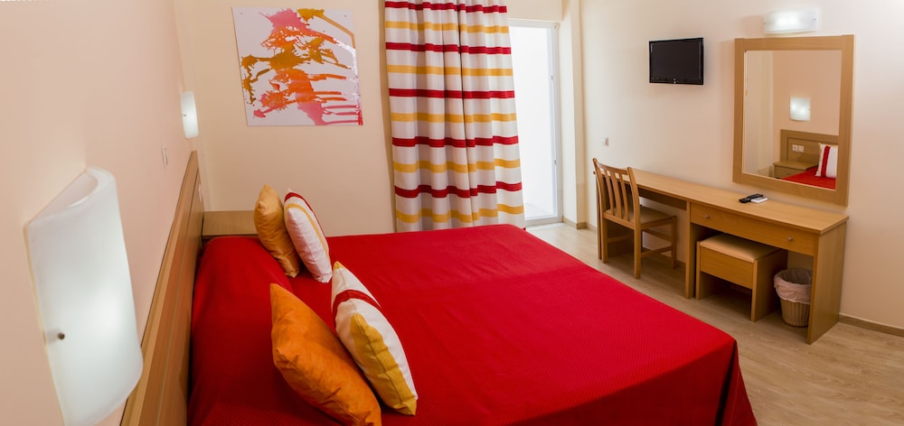 Double or Twin Room, Garden View photo 1
