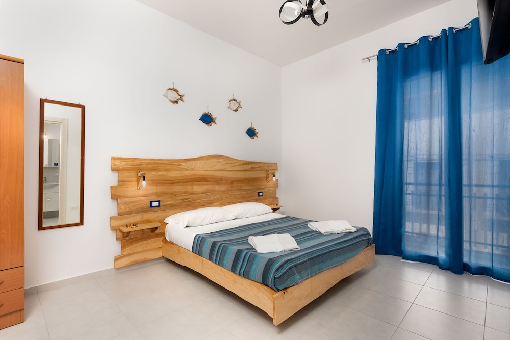 Apartment, 2 Bedrooms, Terrace, Sea View (Casa Marina) photo 1