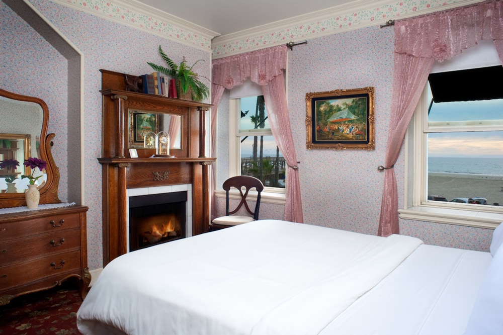 Room 5 photo 1