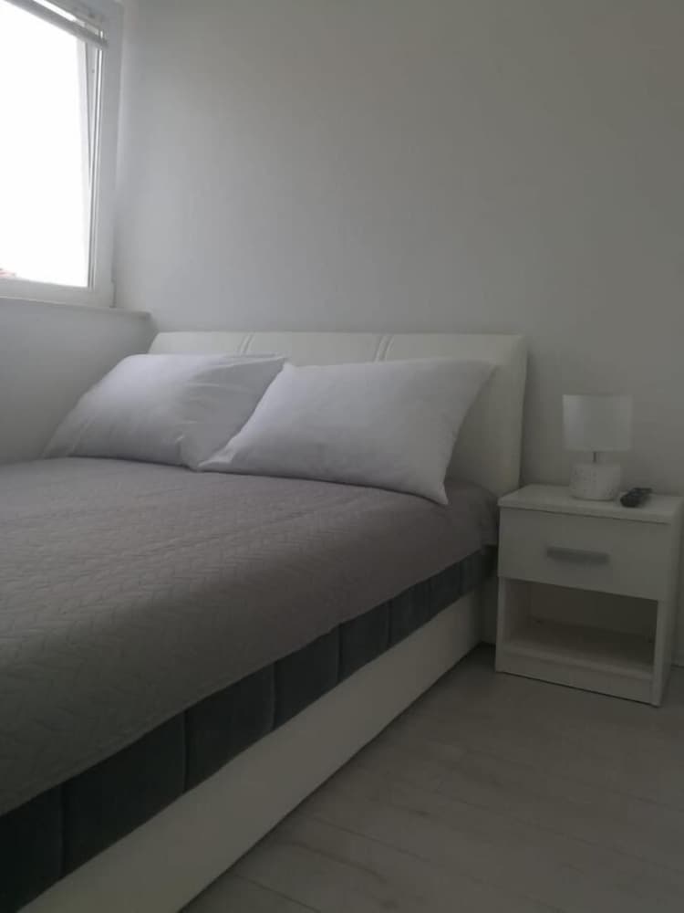 Apartment (Mario - 5 Minutes To The Beach - A1 ()