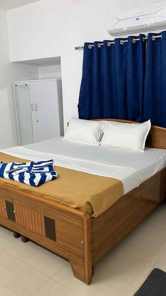 Family Room, 1 Bedroom, Non Smoking, City View