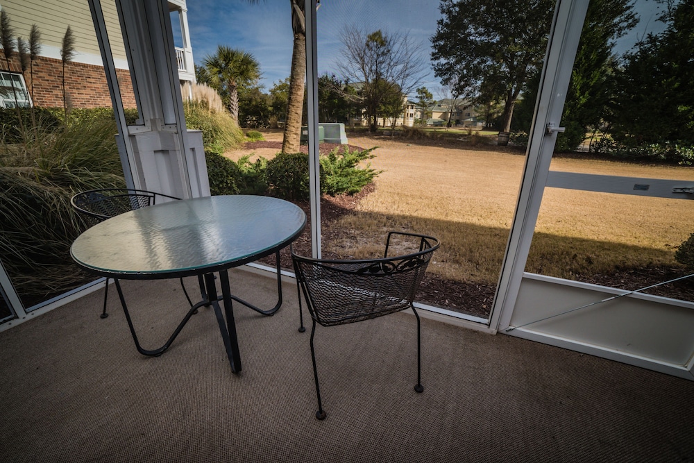 2 Bedroom Golf Villa photo 3