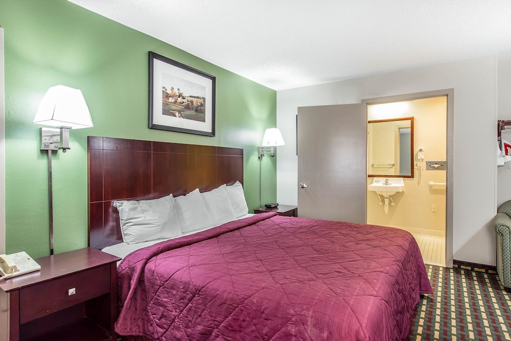 Room, 1 King Bed, Accessible, Non Smoking photo 2