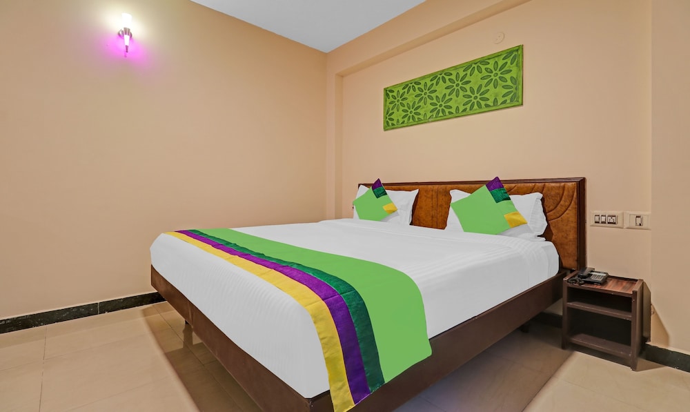 Deluxe Double Room photo 3