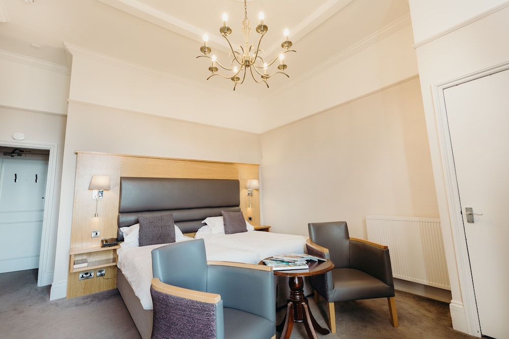 Deluxe Double or Twin Room, Sea View - Photo 10