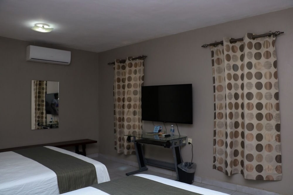 Suite Doble con 2 Camas Matrimoniales photo 2