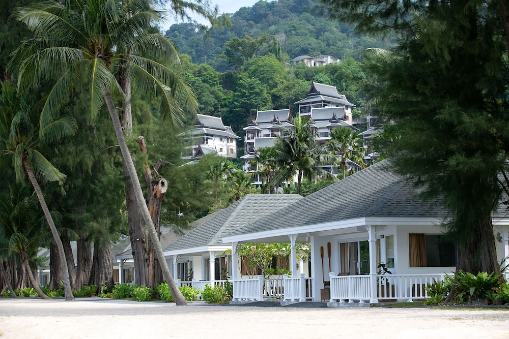 Beachfront Cottage - Photo 17