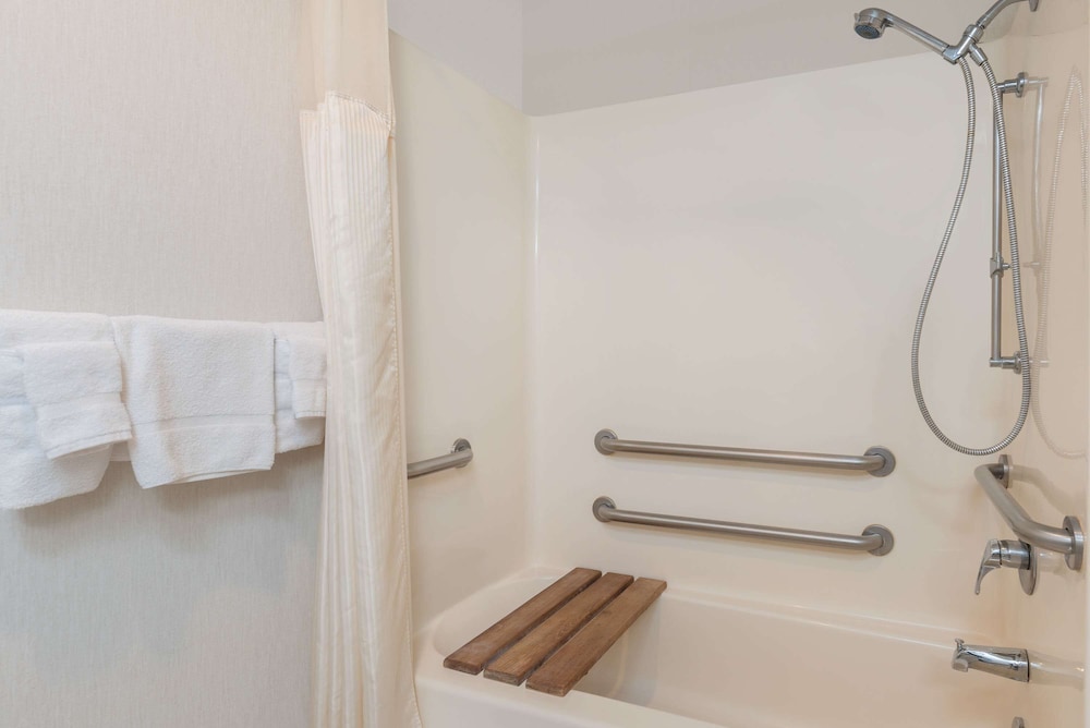 Room, Accessible - Photo 2