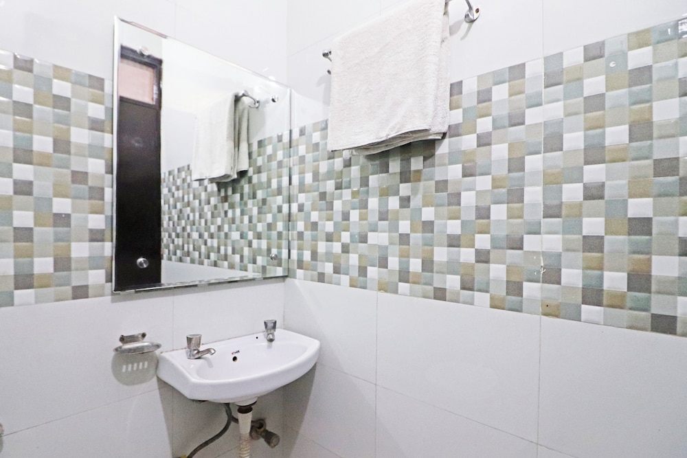 Standard Room - Photo 12
