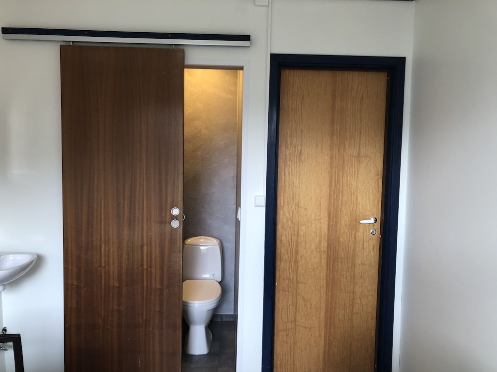 Twin Room, 2 Single Beds, Non Smoking, Mountain View photo 3