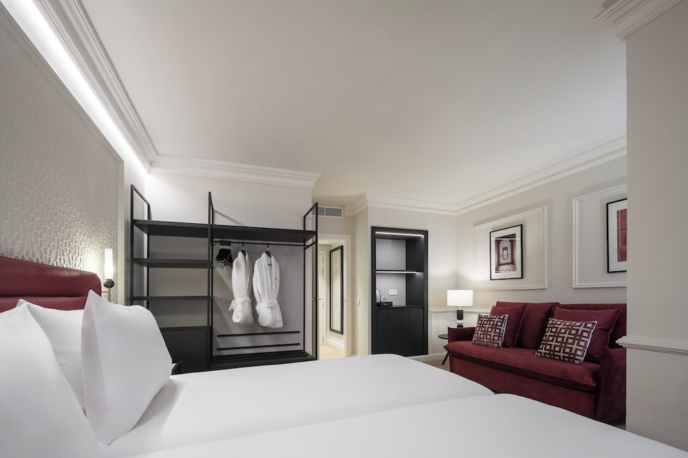 Habitación Doble (Sofá cama | Con Niño)