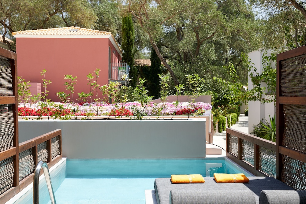 Perfect Bliss Suite with Private Pool - Photo 1