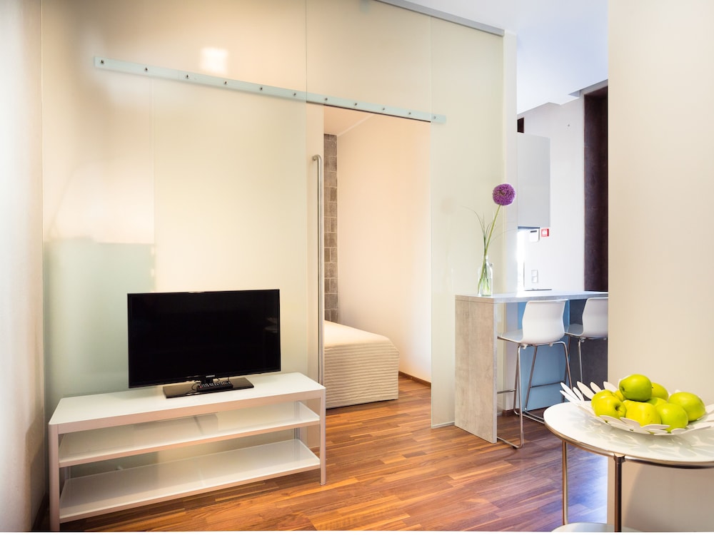 APARTMENT 1 photo 3