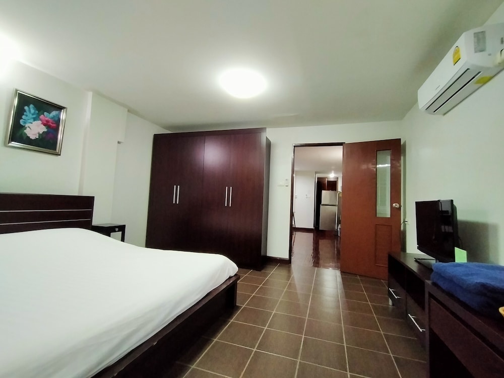 1 Bedroom photo 1