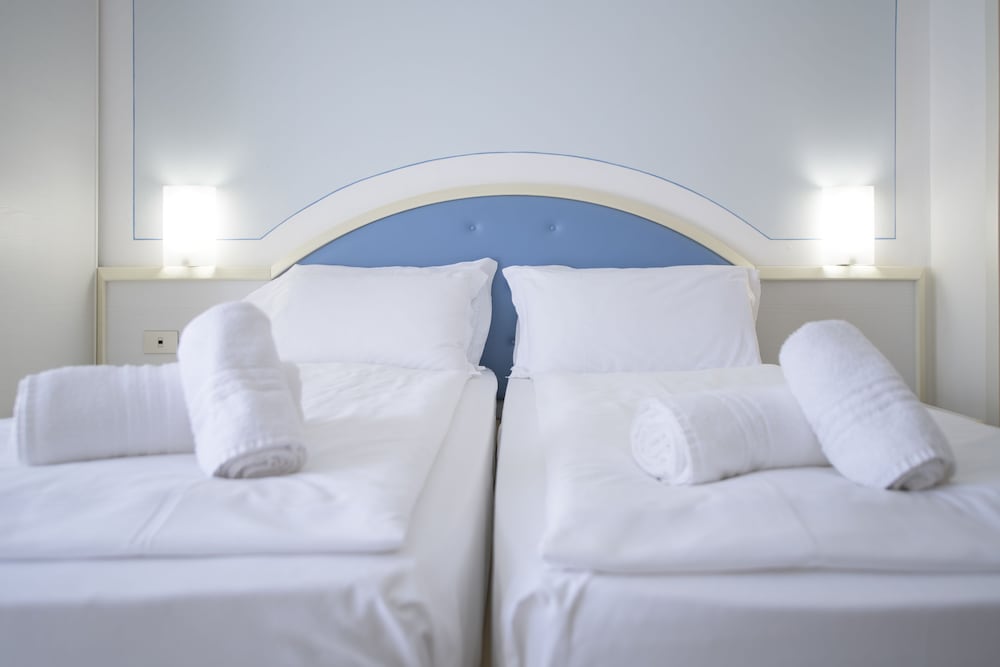 Basic Double Or Twin Room, Annex Building photo 1