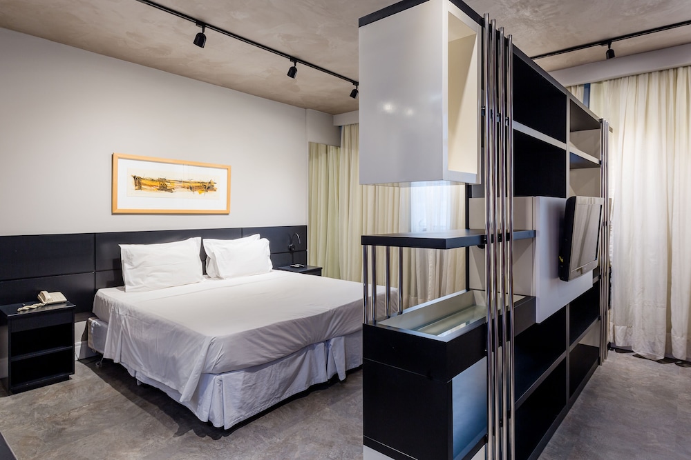 Executive Studio Suite