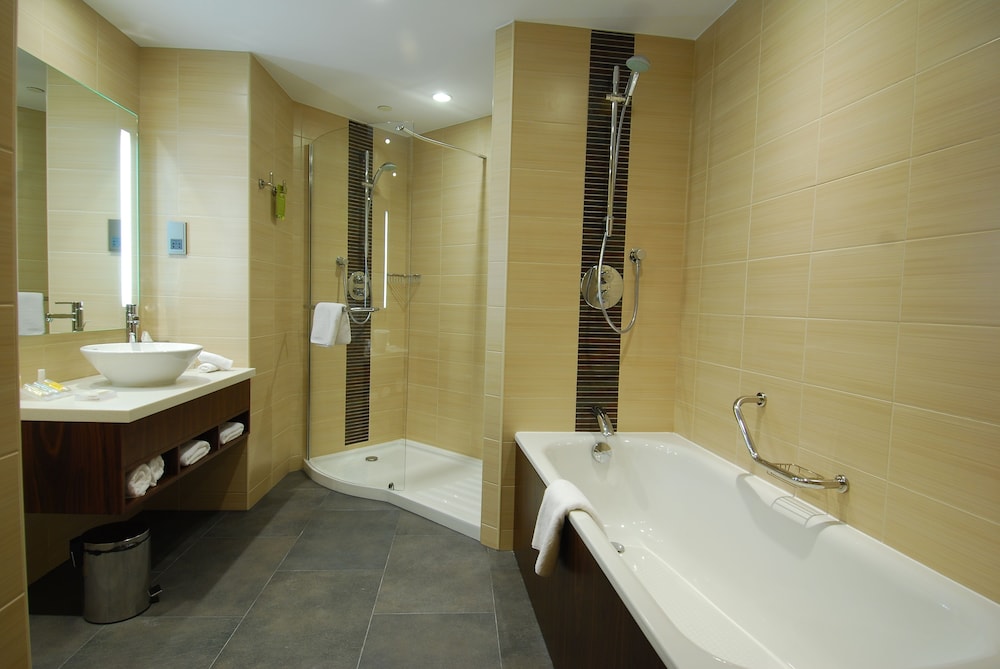 Suite, 1 Bedroom - Photo 5