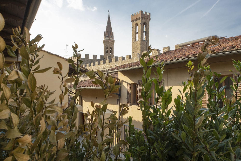 Suite, 2 Bedrooms, Terrace, City View (Palazzo D'Anghiari) thumbnail 6