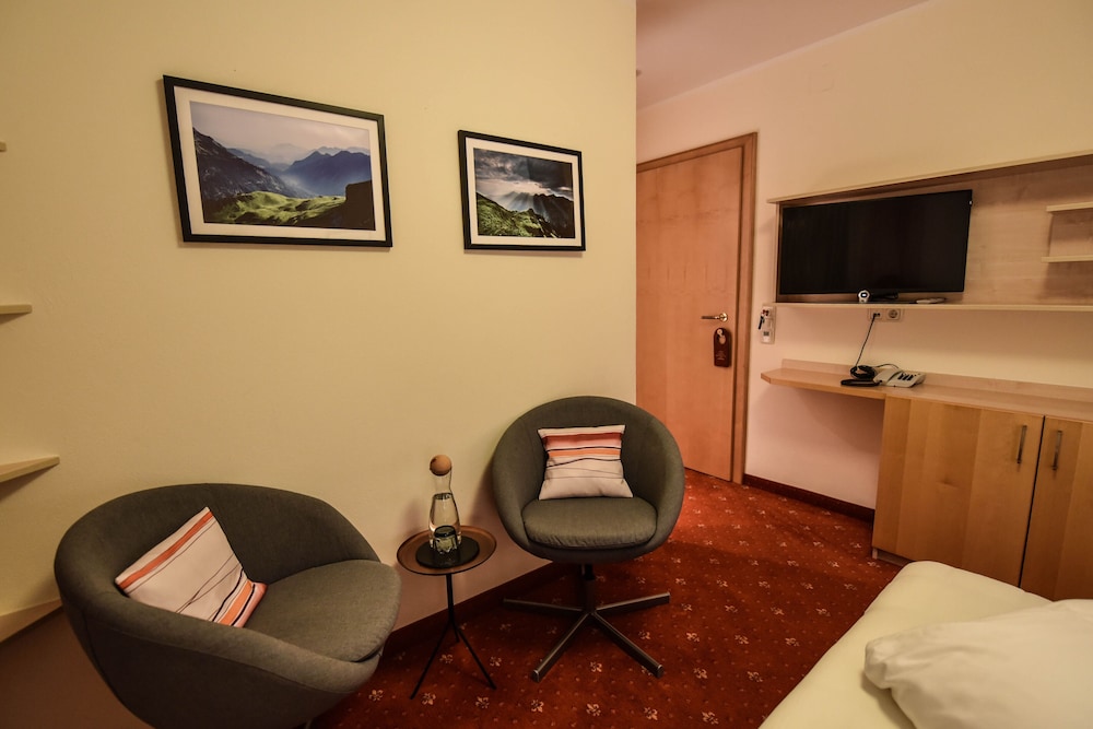 Basic Double Room