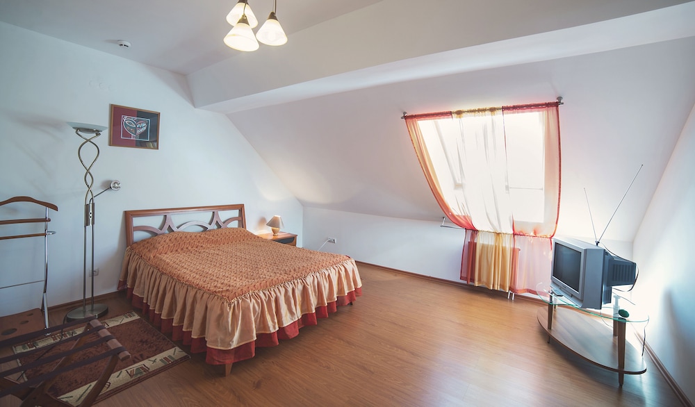 Comfort Apartment, 3 Bedrooms photo 3