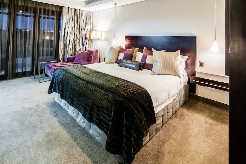 Luxury Studio Suite photo 3