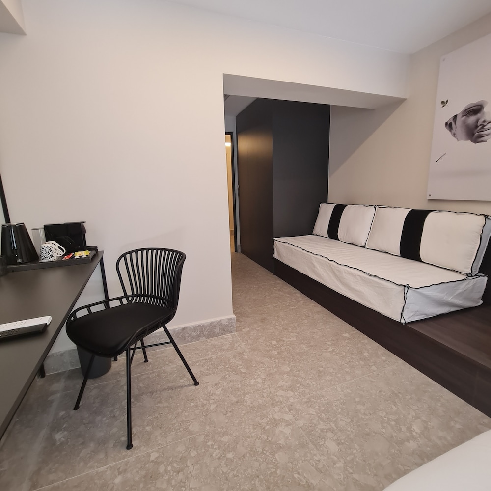 Luxury Studio Suite (Zeus) photo 3
