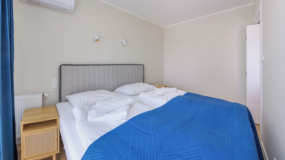 Apartment (5B) photo 2