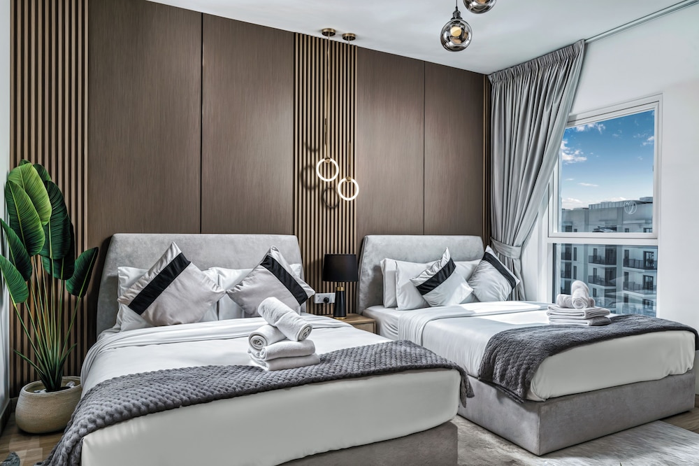 Premium Apartment, 2 Bedrooms, Balcony, Courtyard View