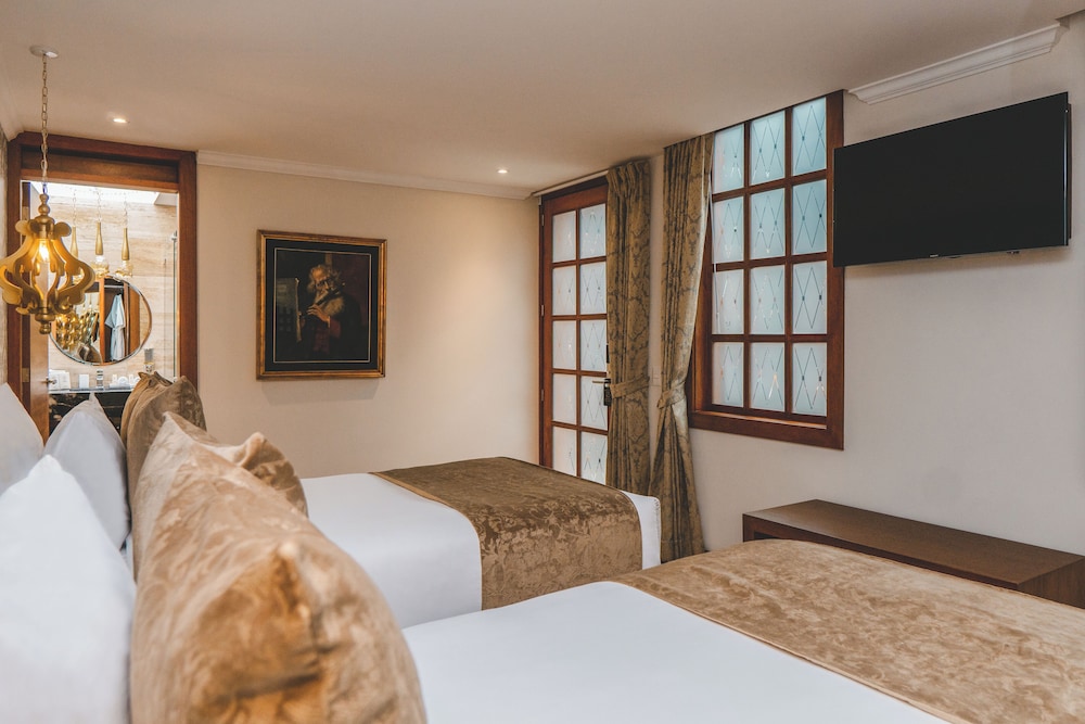Premium Twin Room, Multiple Beds, Non Smoking photo 1