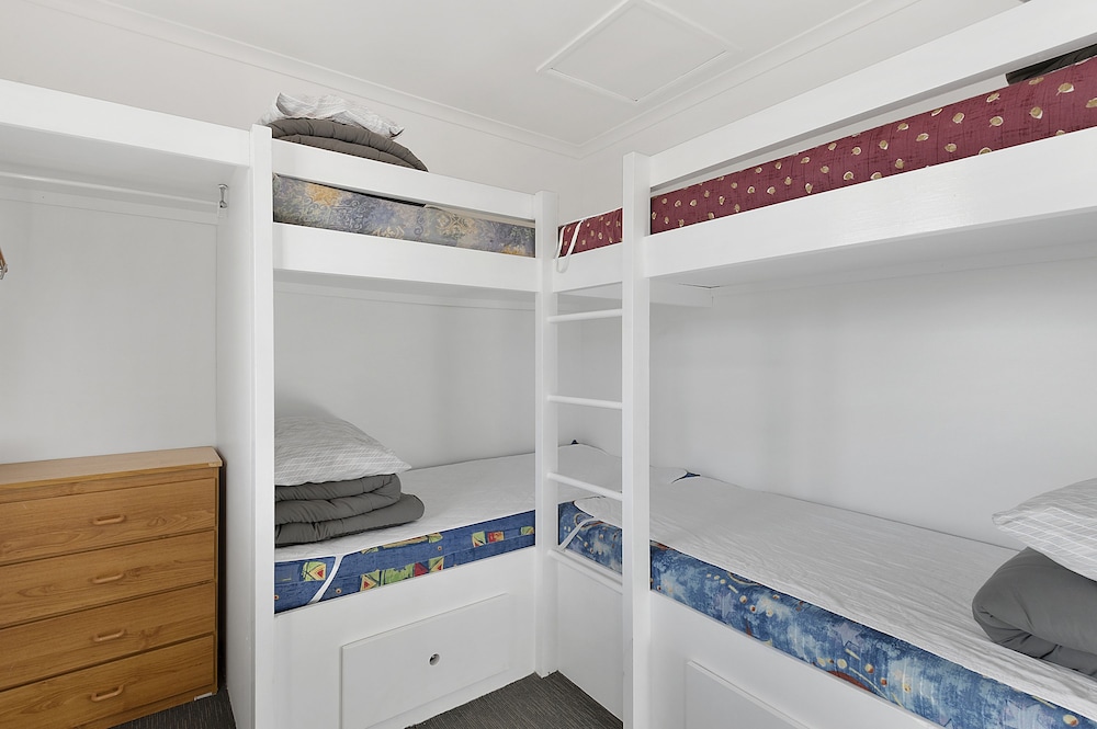 Cabin, 2 Bedrooms photo 3