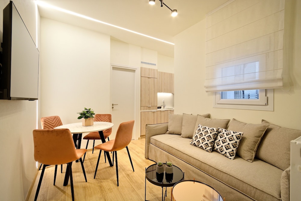 Signature Apartment, 2 Bedrooms, Ground Floor photo 1