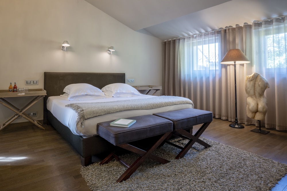 Deluxe Room, 1 Double or 2 Twin Beds photo 3