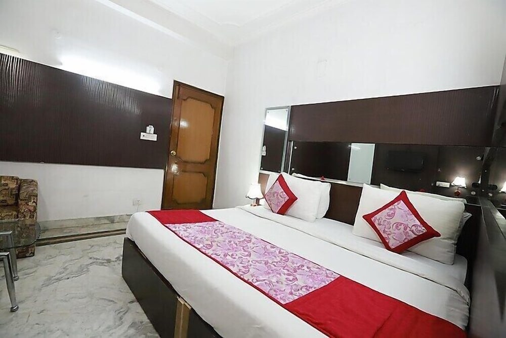 Deluxe Double or Twin Room - Photo 3