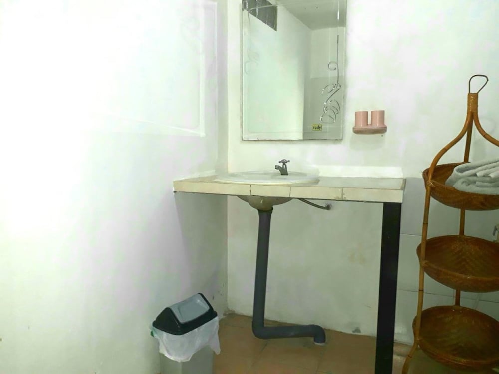 Standard Room - Photo 21