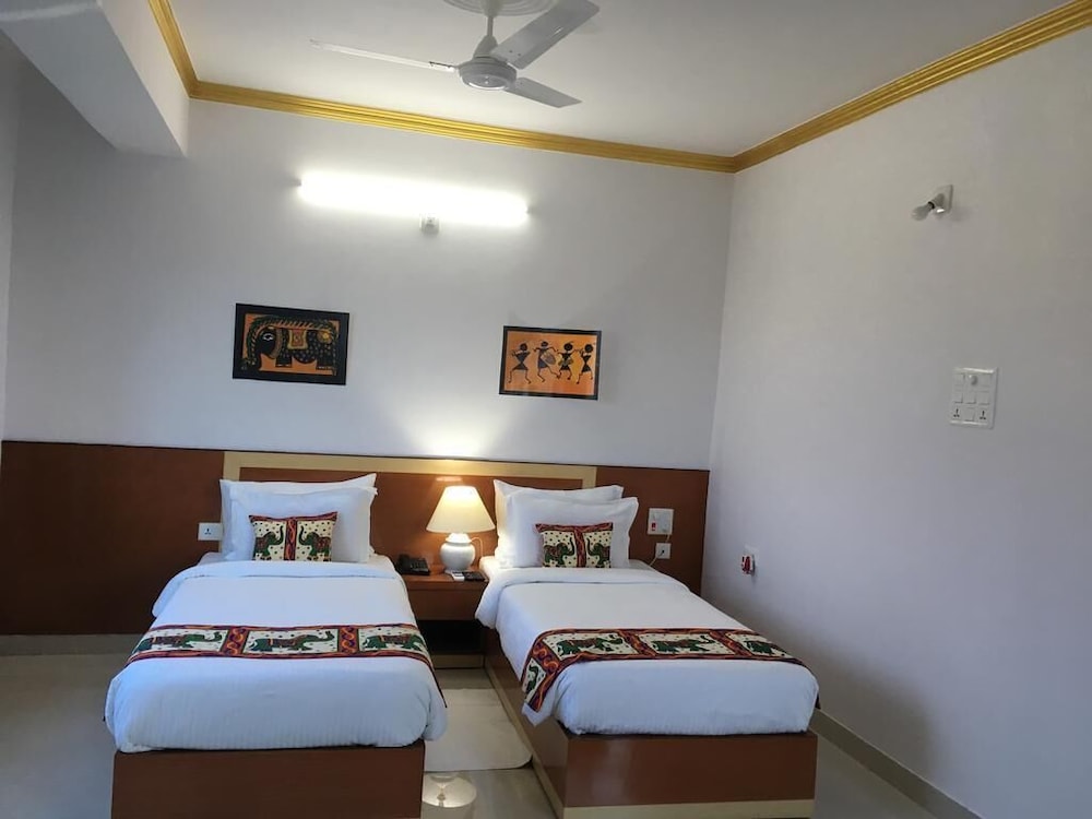 Deluxe Double or Twin Room photo 2
