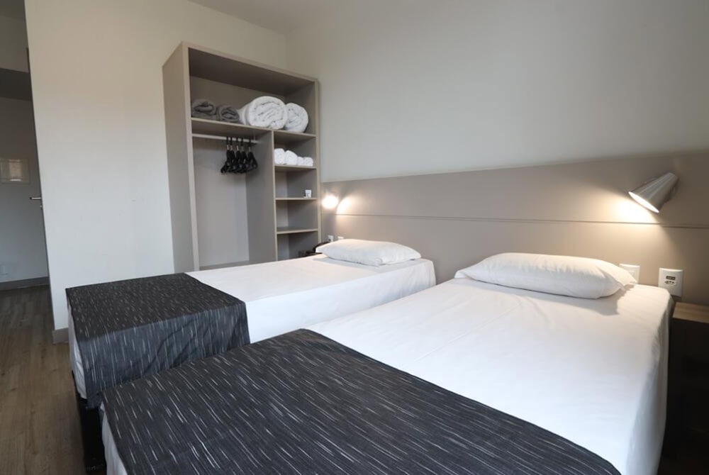 Standard Twin Room photo 1