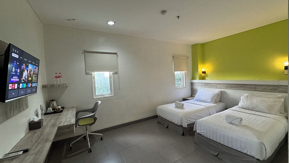 Deluxe Twin Room photo 1