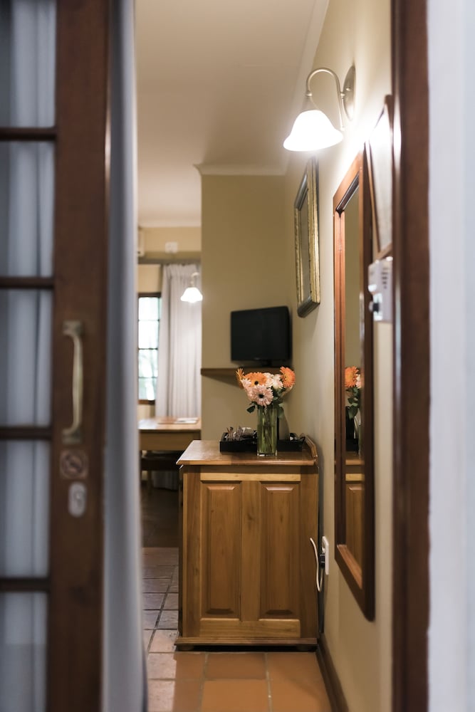 Classic Double Room - Photo 5