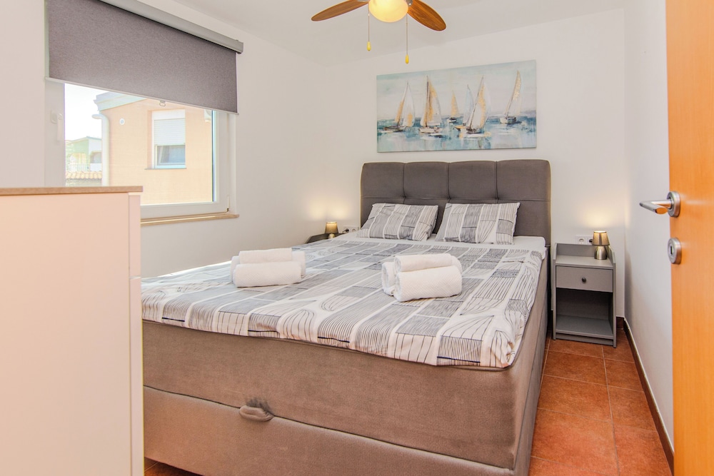 Standard Apartment, Balcony, Partial Sea View