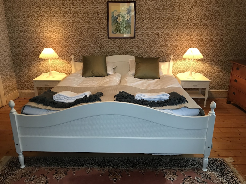 Standard Double Room, Private Bathroom photo 3