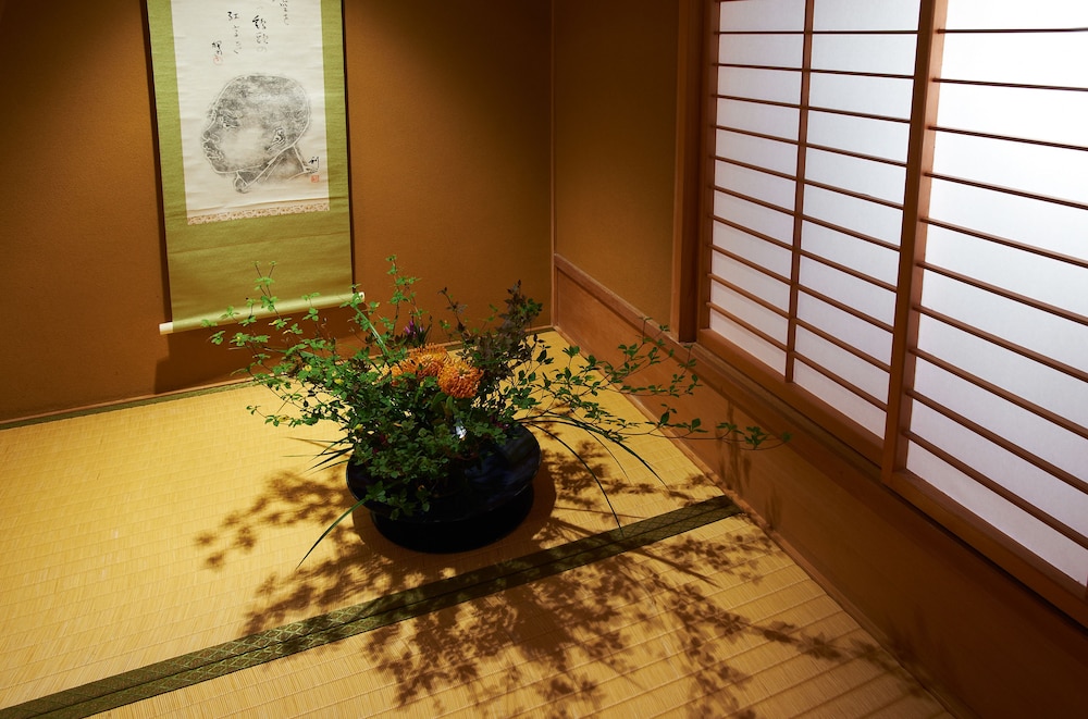 Semi Suite Japanese Room, Non Smoking photo 3
