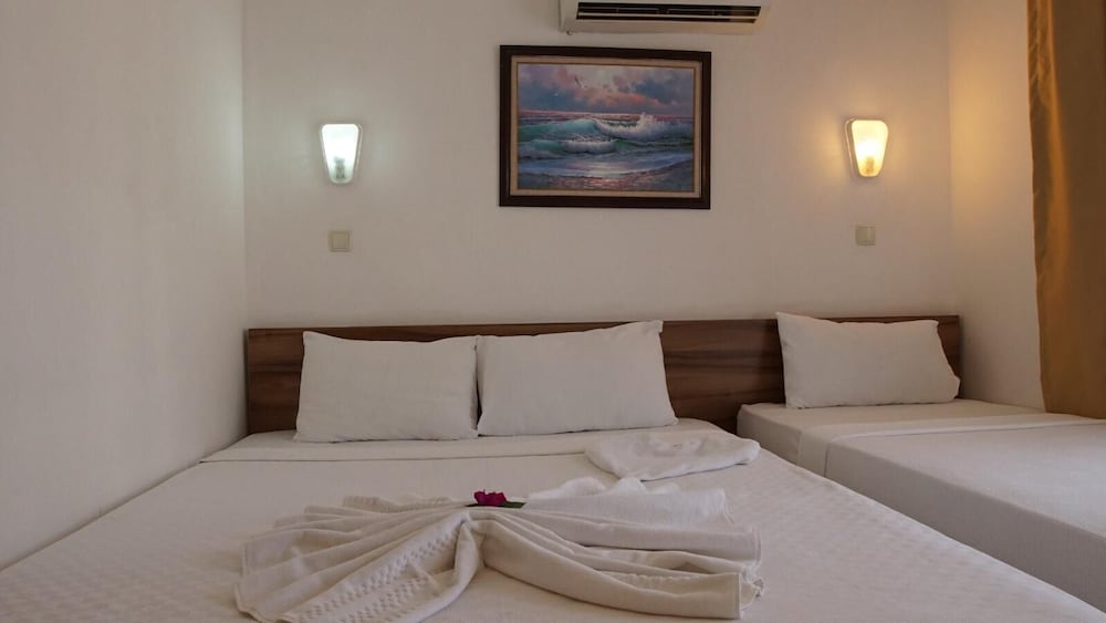 Standard Double or Twin Room, 1 Double Bed, Non Smoking, Pool View
