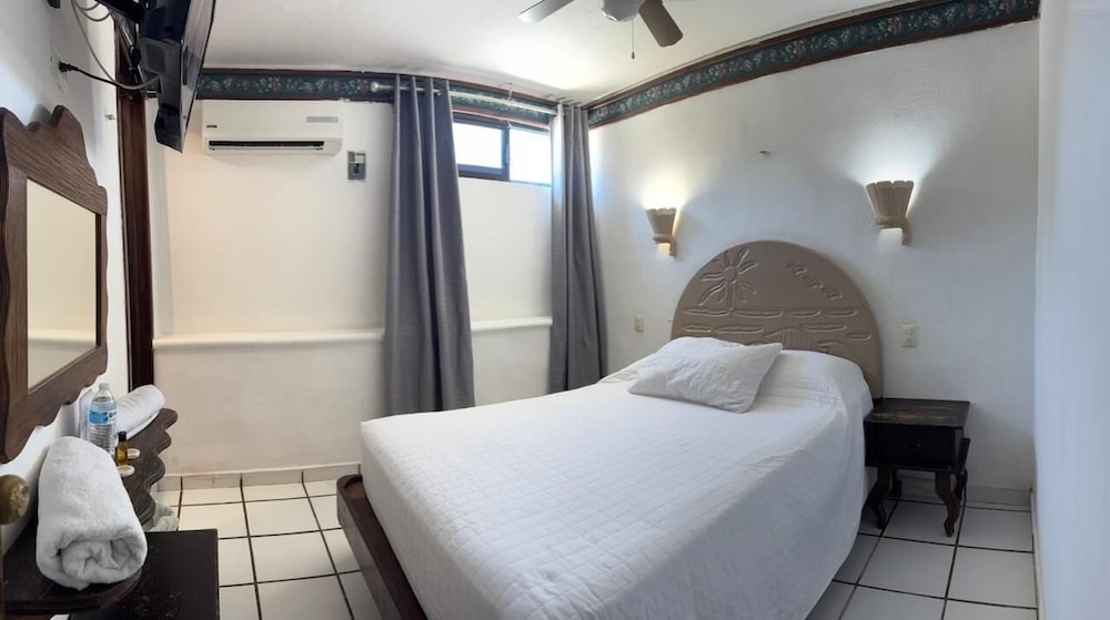 Standard Room photo 2
