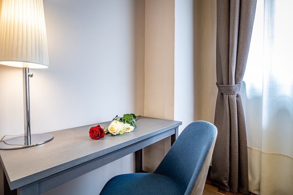 Royal Suite - Photo 9