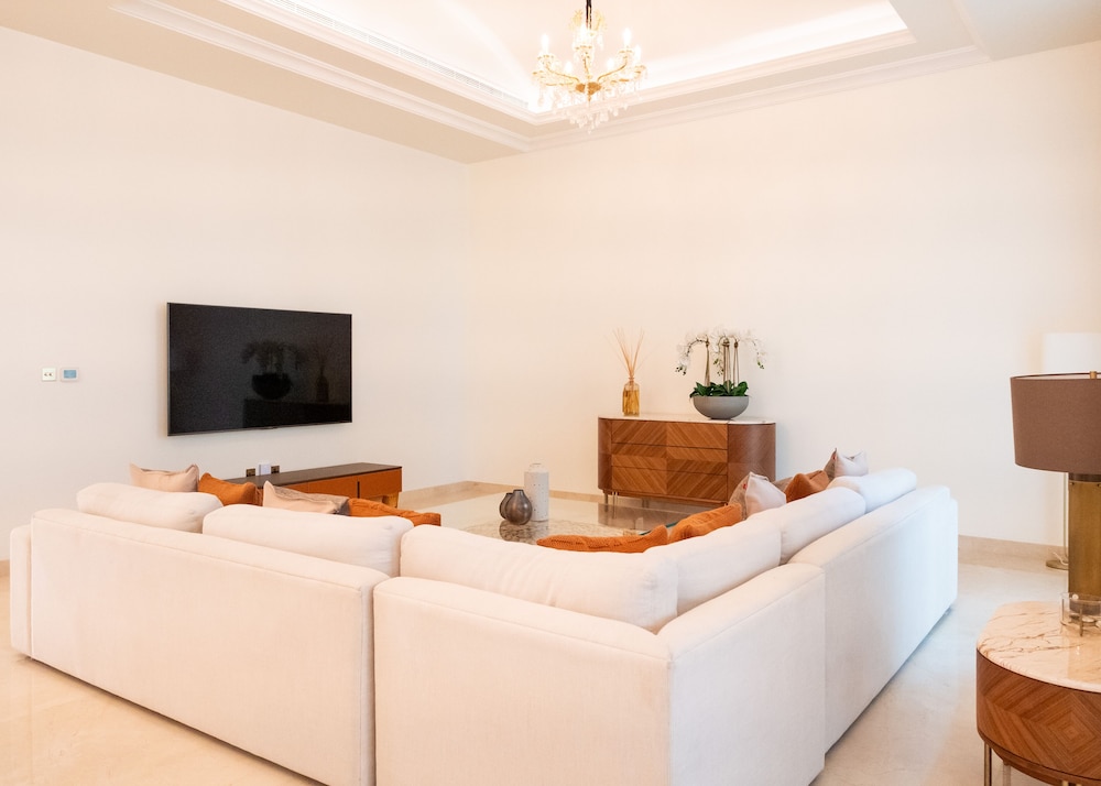 Villa, 5 Bedrooms, Private Pool, Garden View (Royal 5 Bedroom Villa)